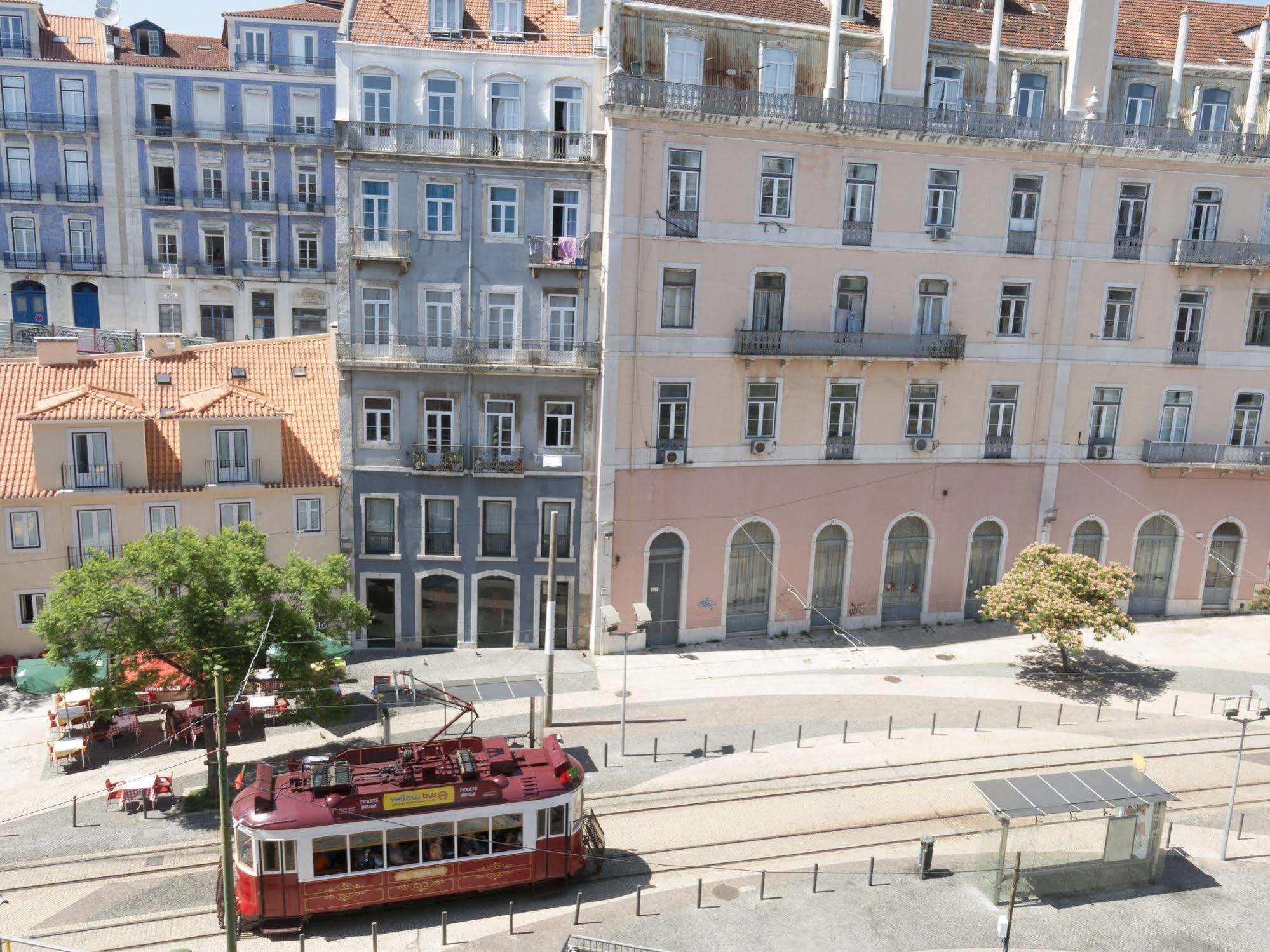 Lisbon Check-In Guesthouse Dış mekan fotoğraf